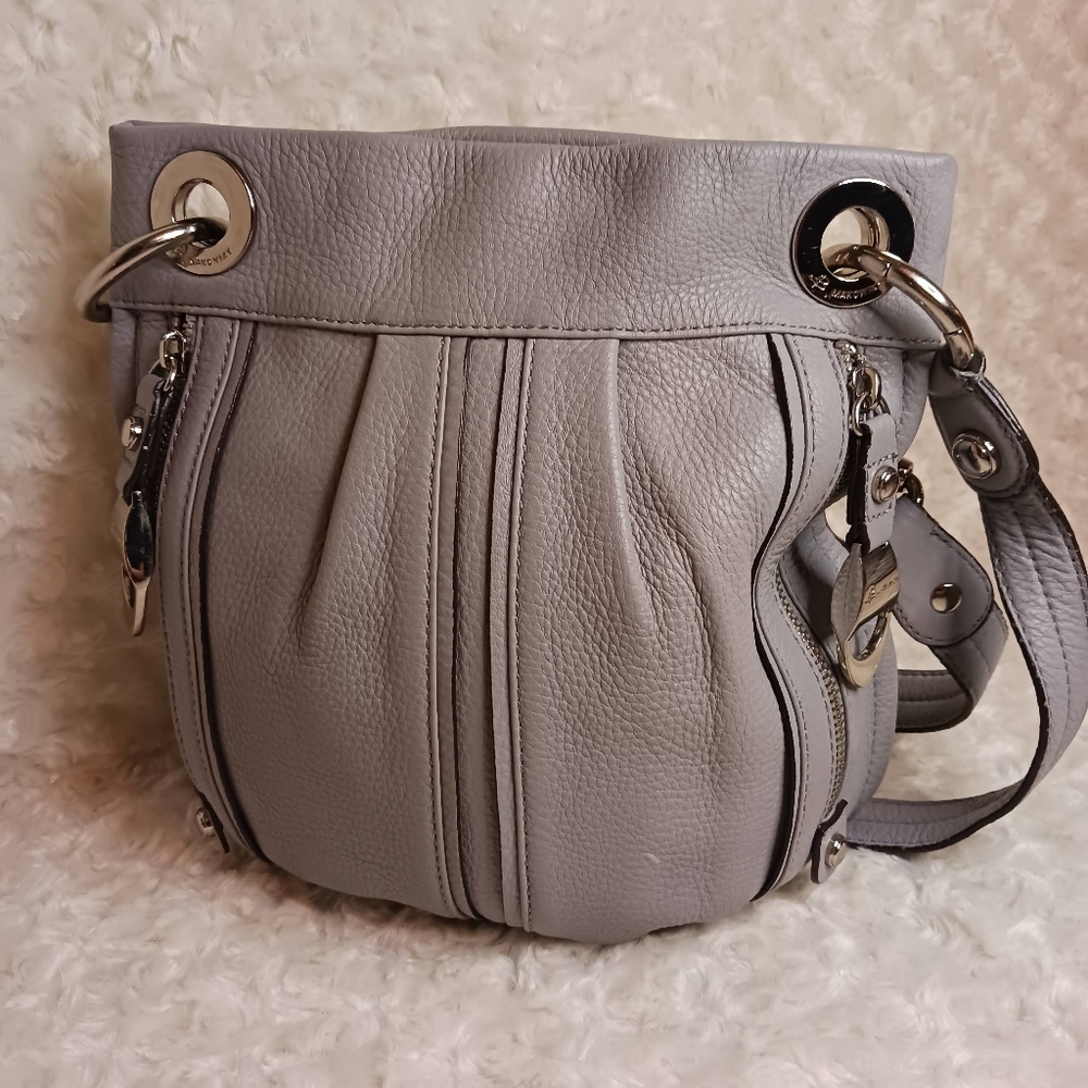 B Makowsky Gray Leather Crossbody Front Pockets Silver Hardware Adjustable Strap